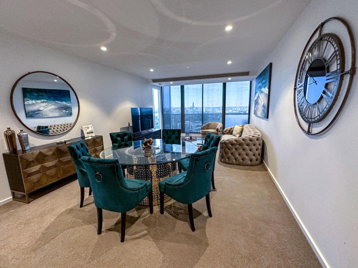 Deluxe 3 Bedroom Apartment In Southbank Мелбърн Екстериор снимка