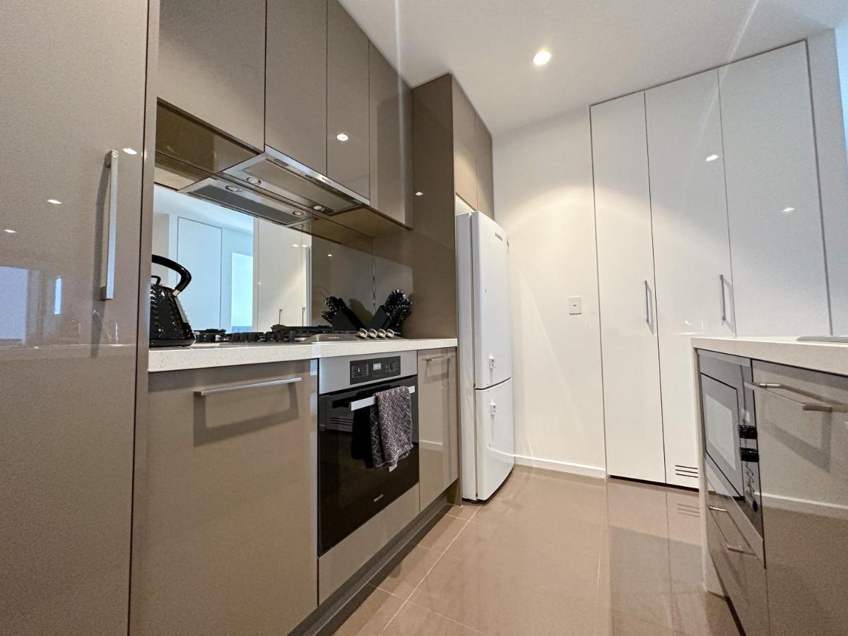 Deluxe 3 Bedroom Apartment In Southbank Мелбърн Екстериор снимка